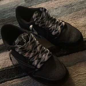 Travis Scott Black Phantom